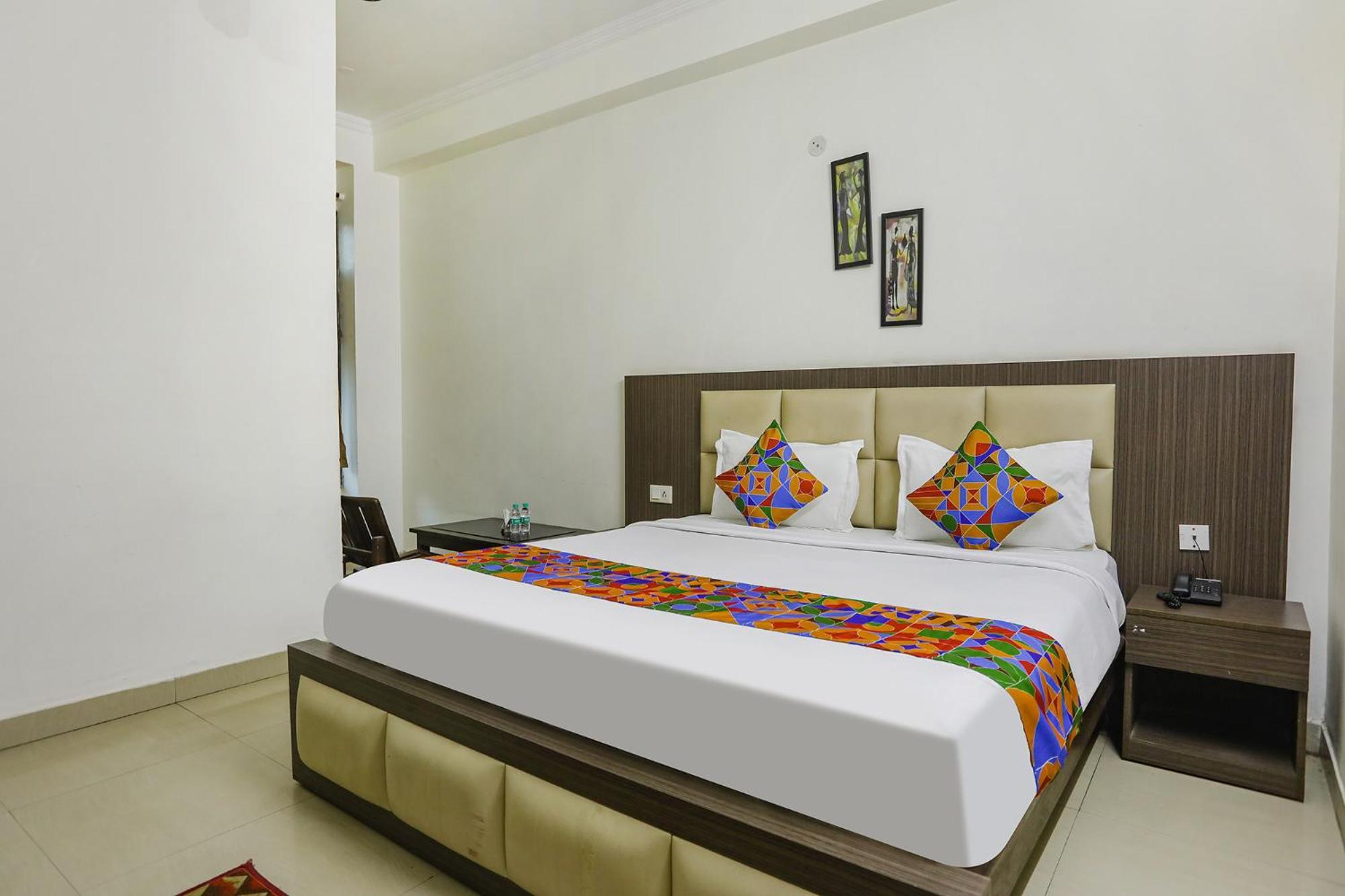 Fabhotel Corporate Stay Noida Eksteriør billede